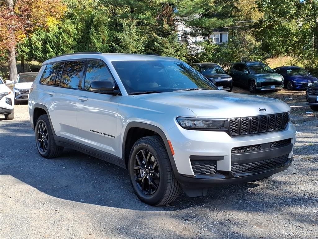 2024 Jeep Grand Cherokee L Altitude's photo