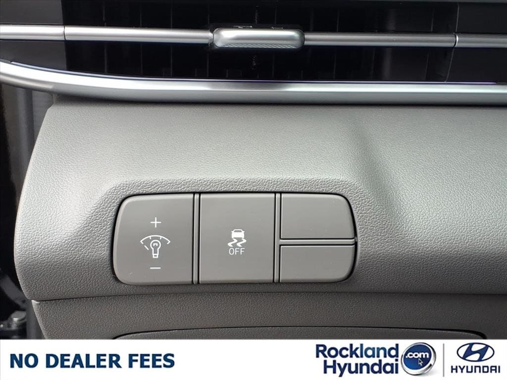 2025 Hyundai Elantra SEL - Photo 11