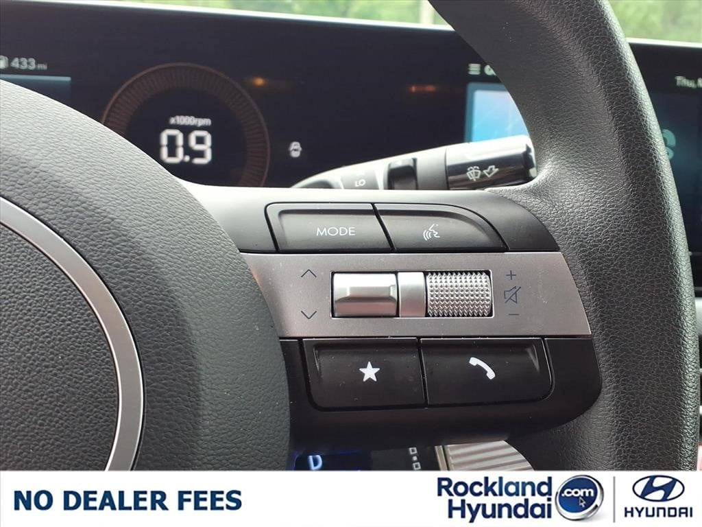 2025 Hyundai Sonata SEL - Photo 17