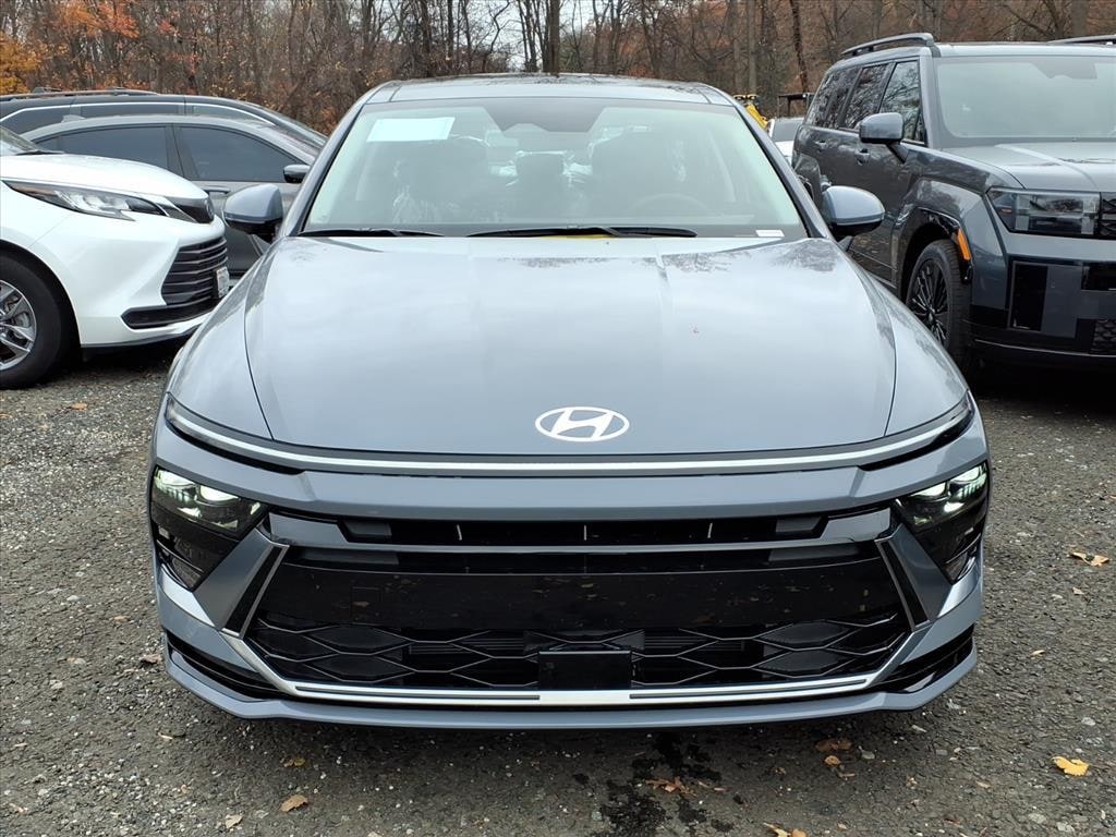 New 2026 Hyundai Sonata Hybrid SEL Sedan