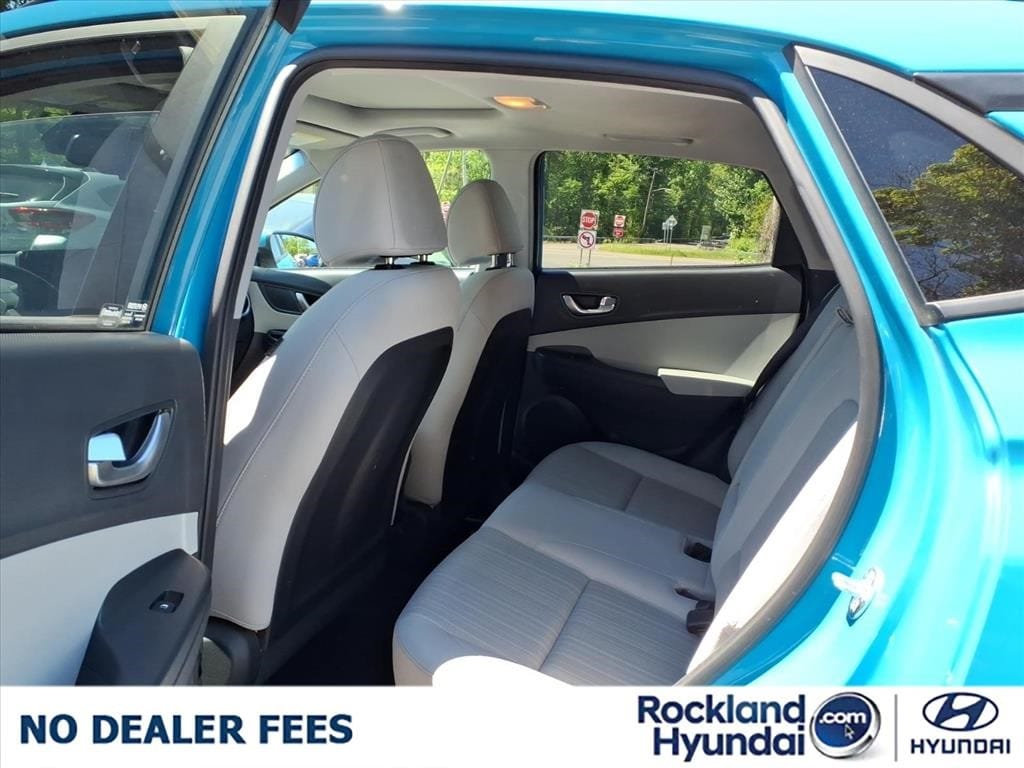 2023 Hyundai Kona SEL - Photo 16