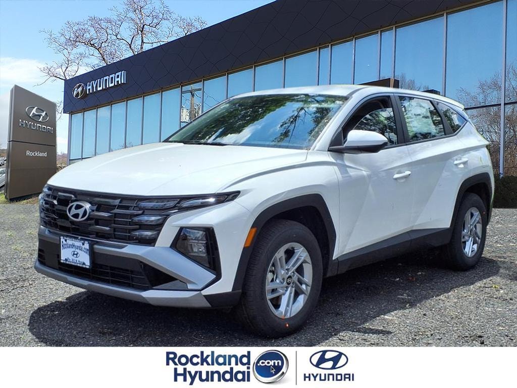 New 2025 Hyundai Tucson SE AWD SUV
