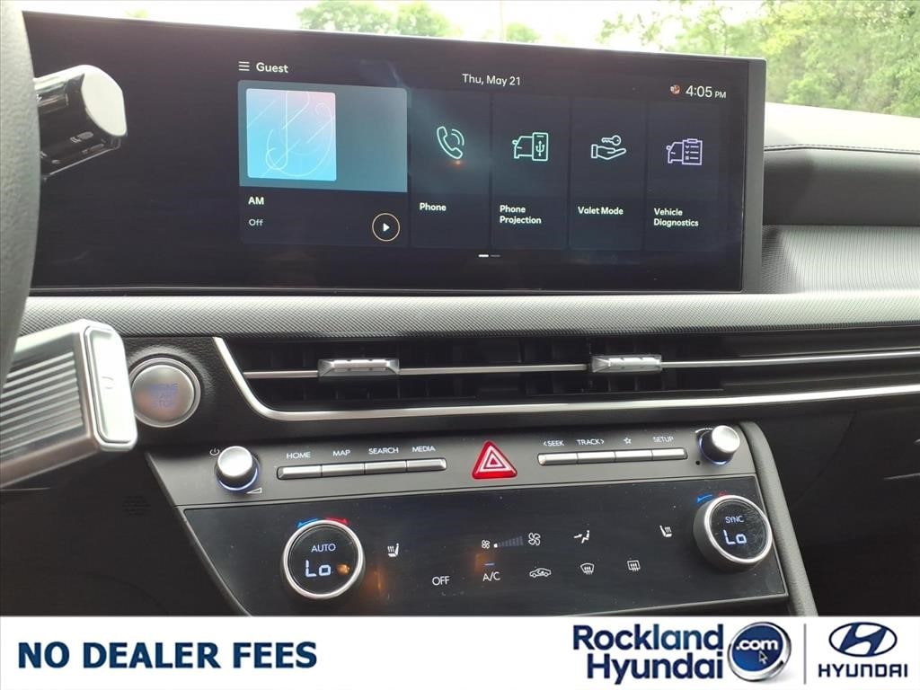 2025 Hyundai Sonata SEL - Photo 14