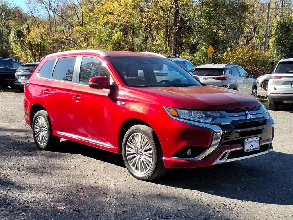 2021 Mitsubishi Outlander SEL's photo