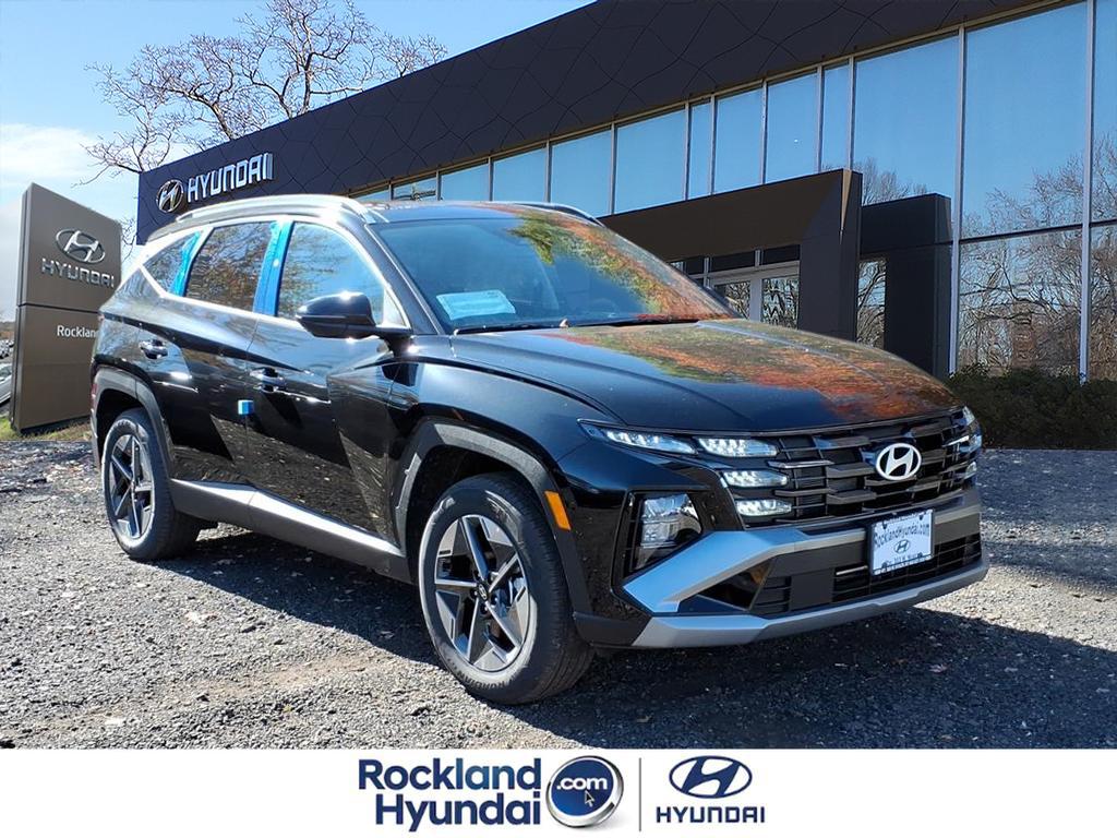 2025 Hyundai Tucson Hybrid SUV 