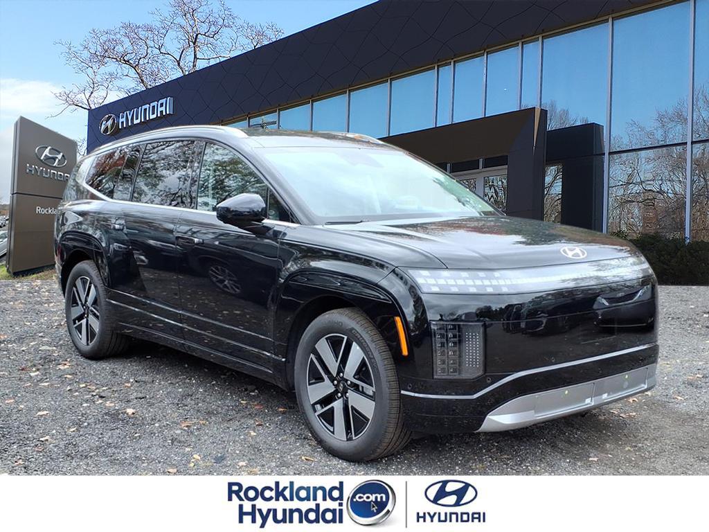 2026 Hyundai IONIQ 9 SEL's photo