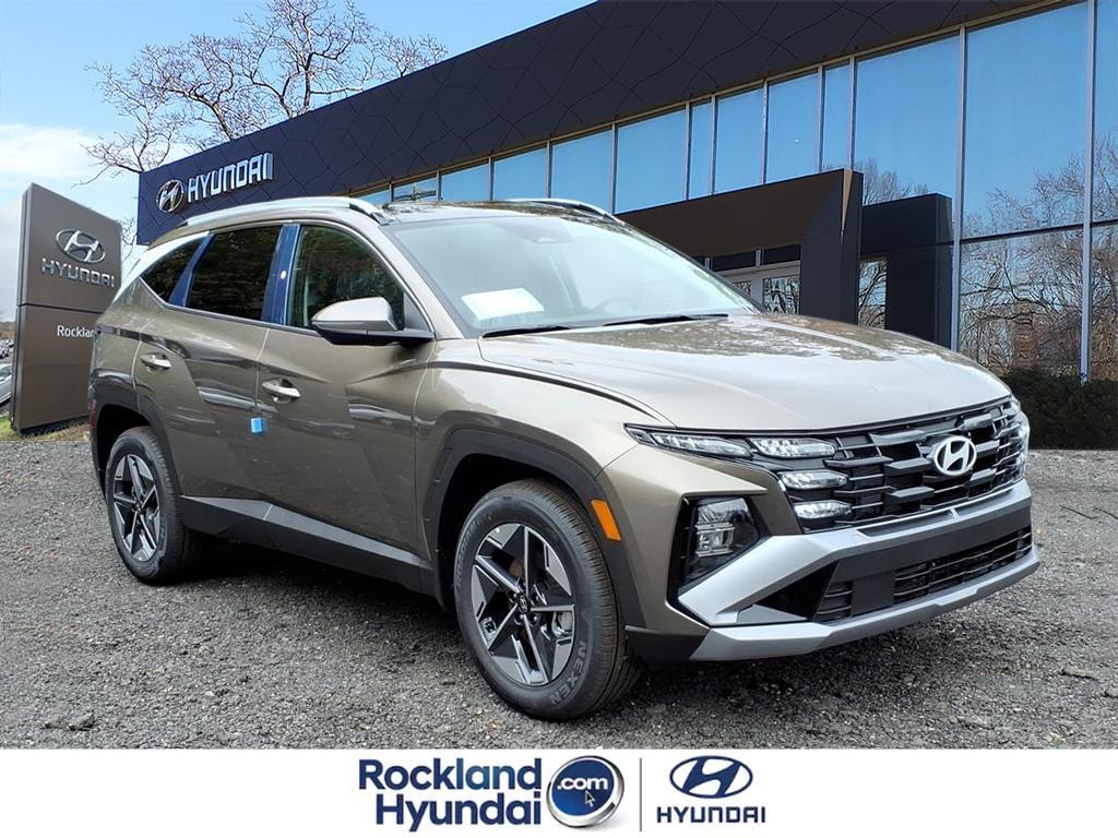New 2025 Hyundai Tucson Hybrid SEL Convenience SUV