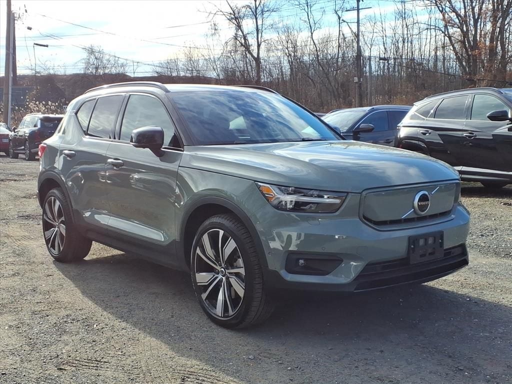 2022 Volvo XC40 Ultimate