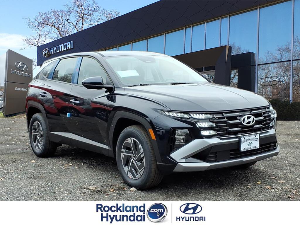 2026 Hyundai Tucson Blue SE's photo