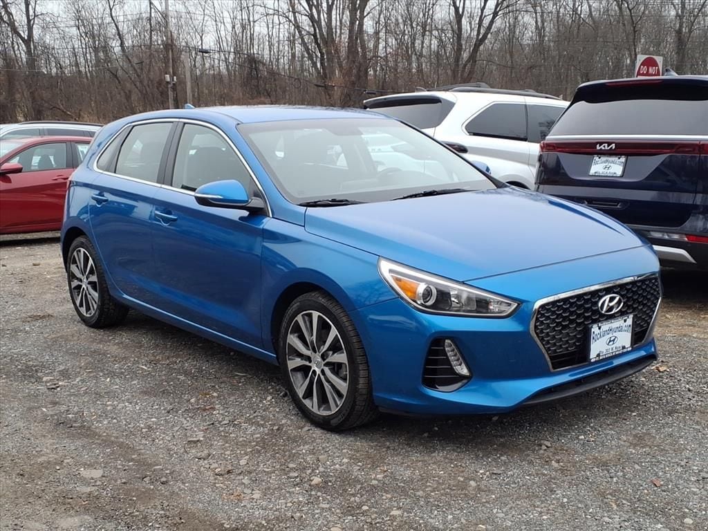 2018 Hyundai Elantra GT GT's photo