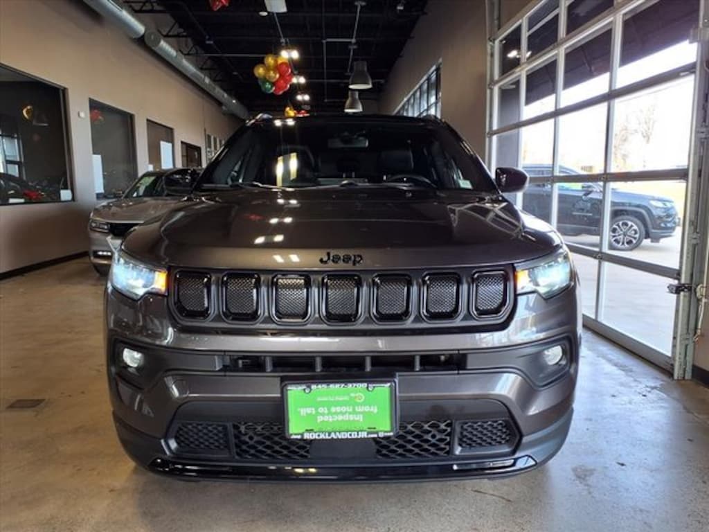 Certified 2022 Jeep Compass Latitude SUV