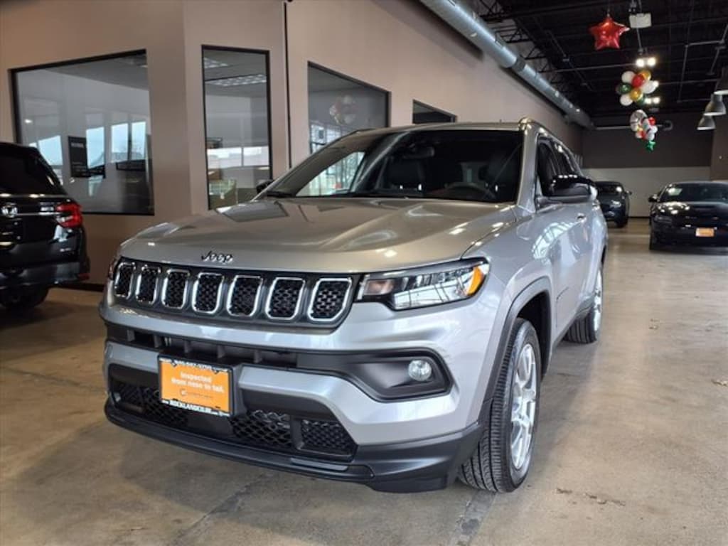 Certified 2023 Jeep Compass Latitude Lux SUV