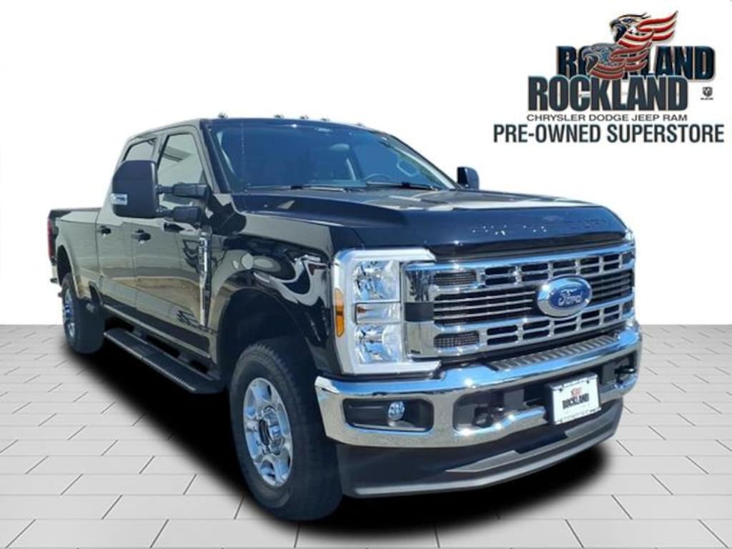 Used 2025 Ford F-350  Truck Crew Cab