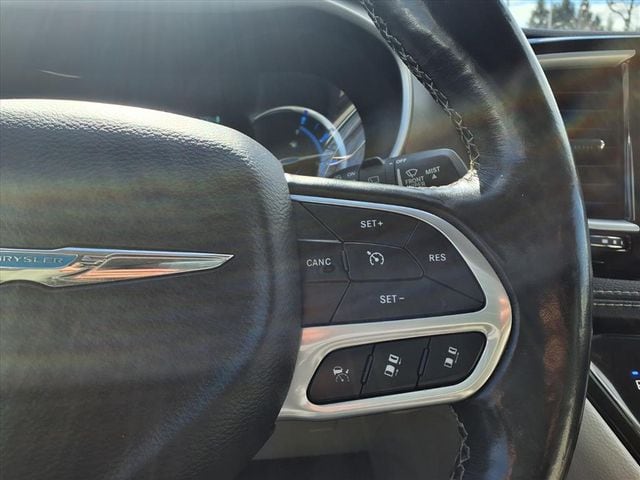 2021 Chrysler Pacifica Hybrid Touring L - Photo 17