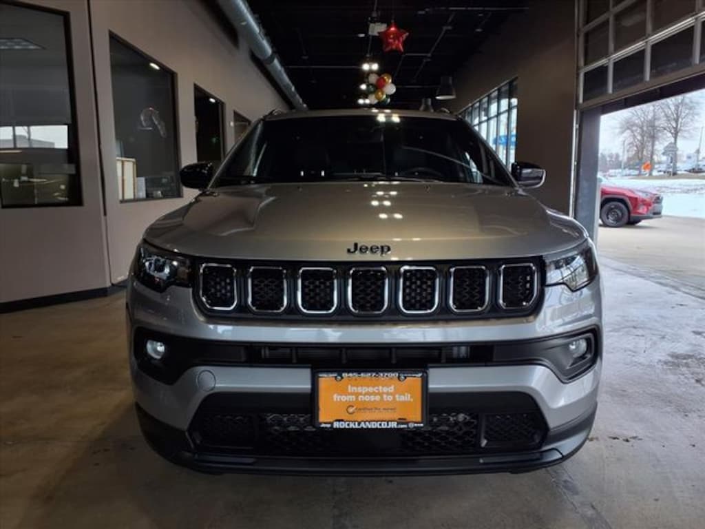 Certified 2023 Jeep Compass Latitude Lux SUV