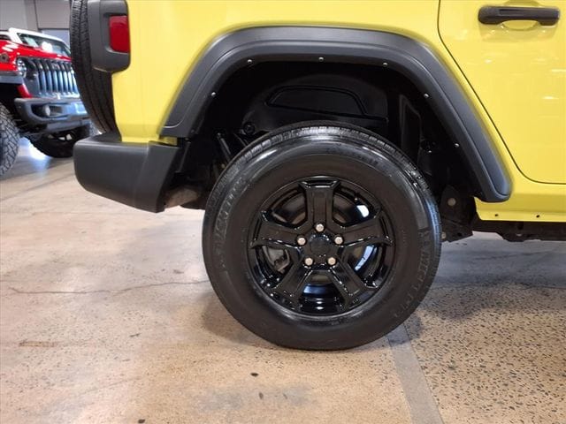 2023 Jeep Wrangler 4-Door Sport S - Photo 11