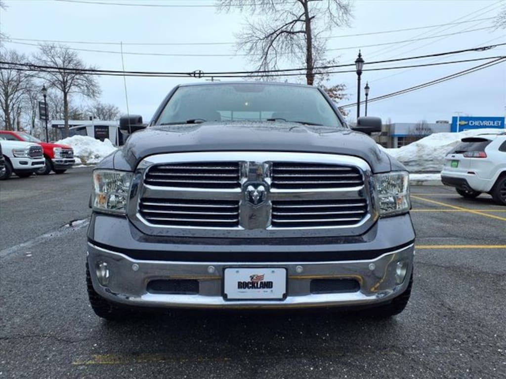 Used 2017 Ram 1500 SLT Truck Crew Cab