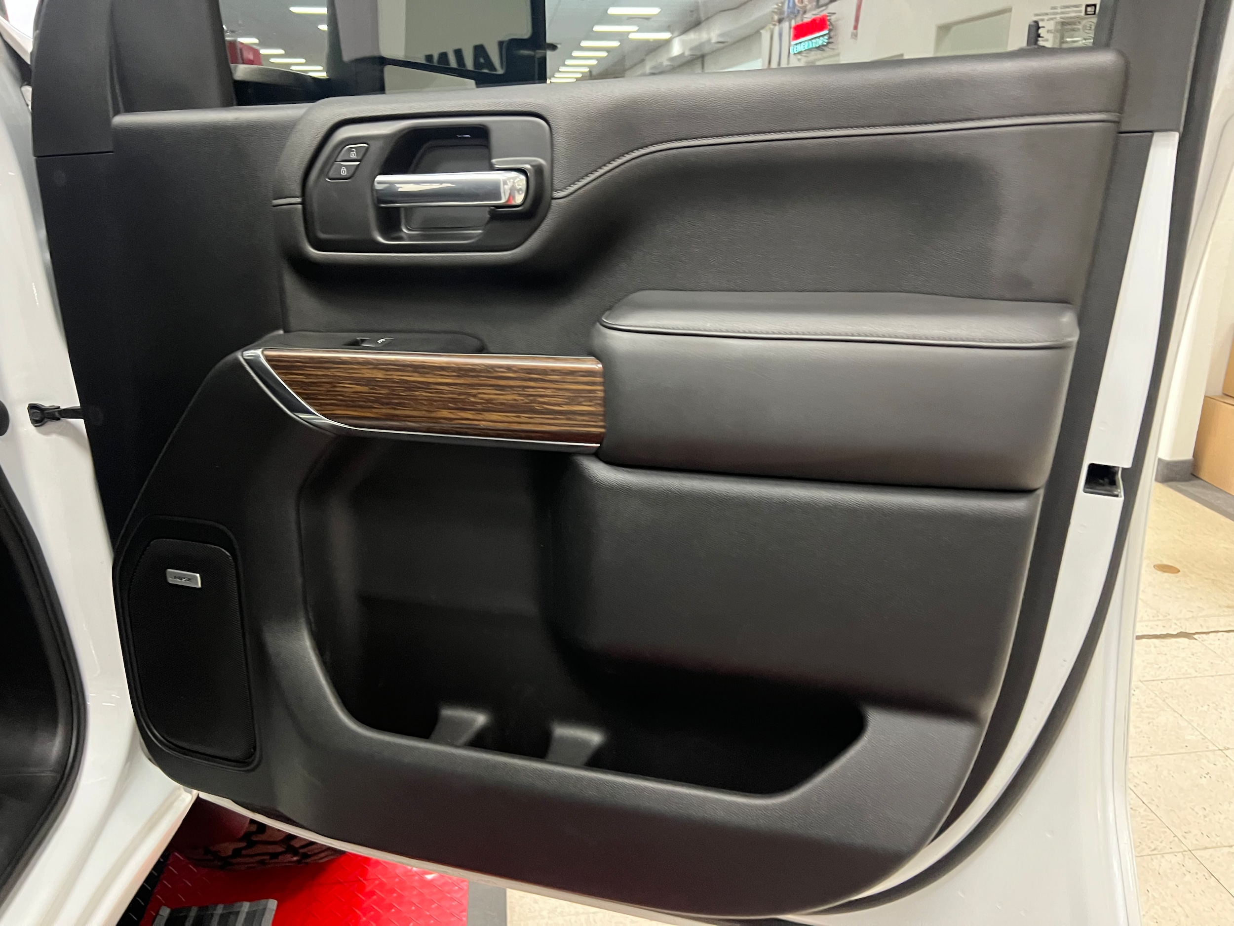 2021 Chevrolet Silverado 3500HD High Country - Photo 17