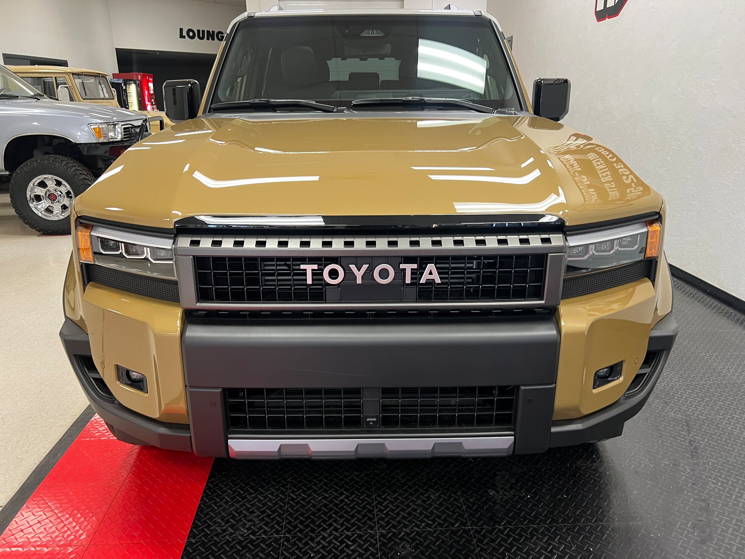 2025 Toyota Land Cruiser photo 4