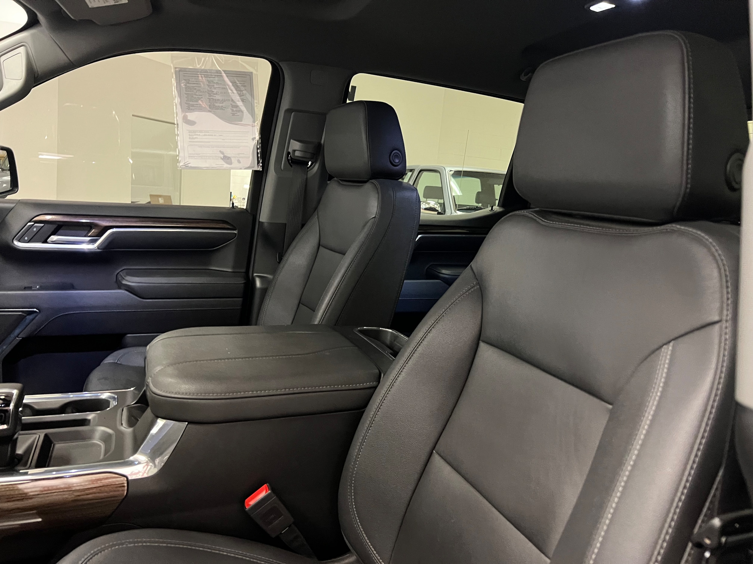 2023 Chevrolet Silverado 1500 RST - Photo 19