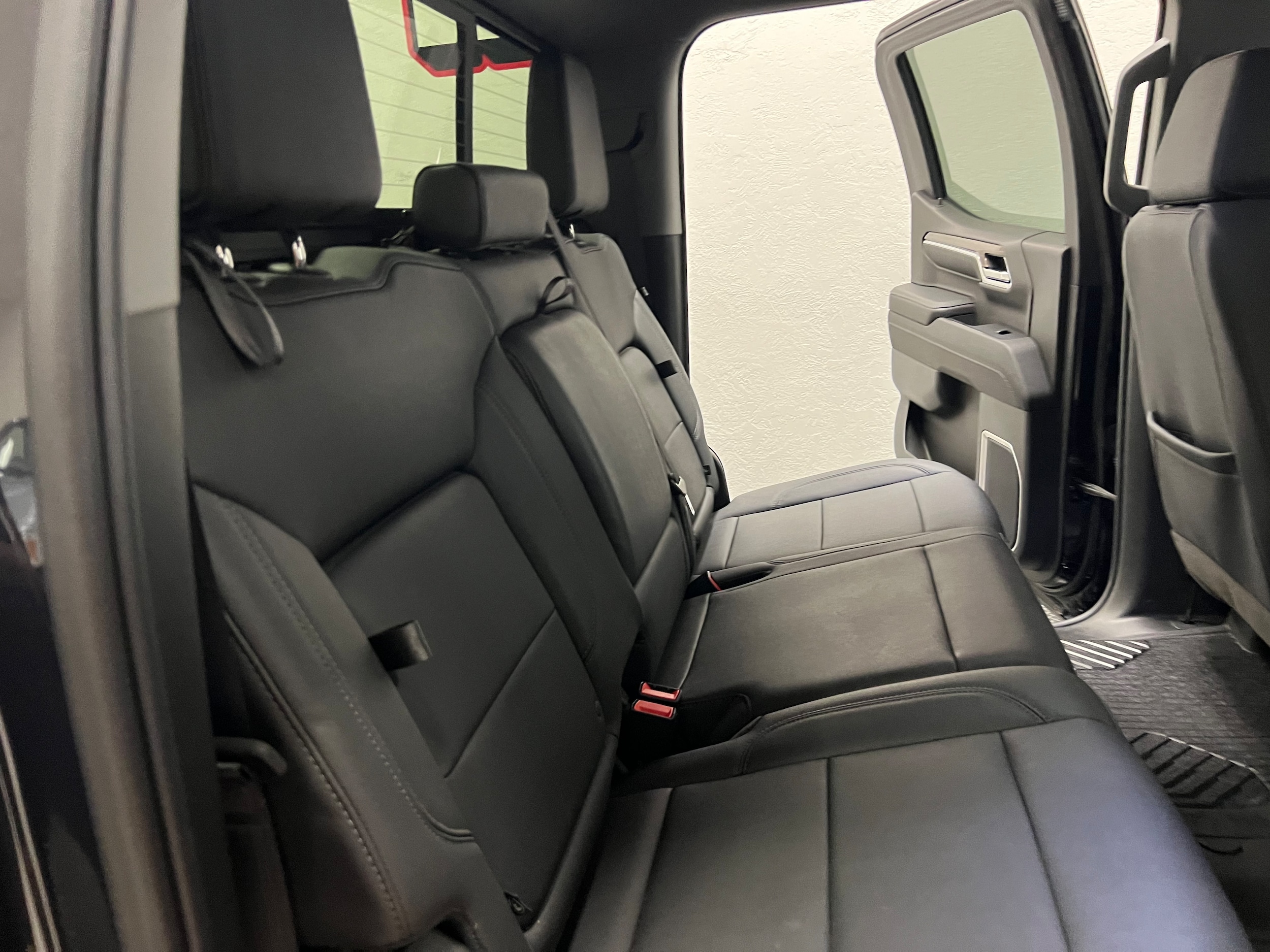 2023 Chevrolet Silverado 1500 RST - Photo 12