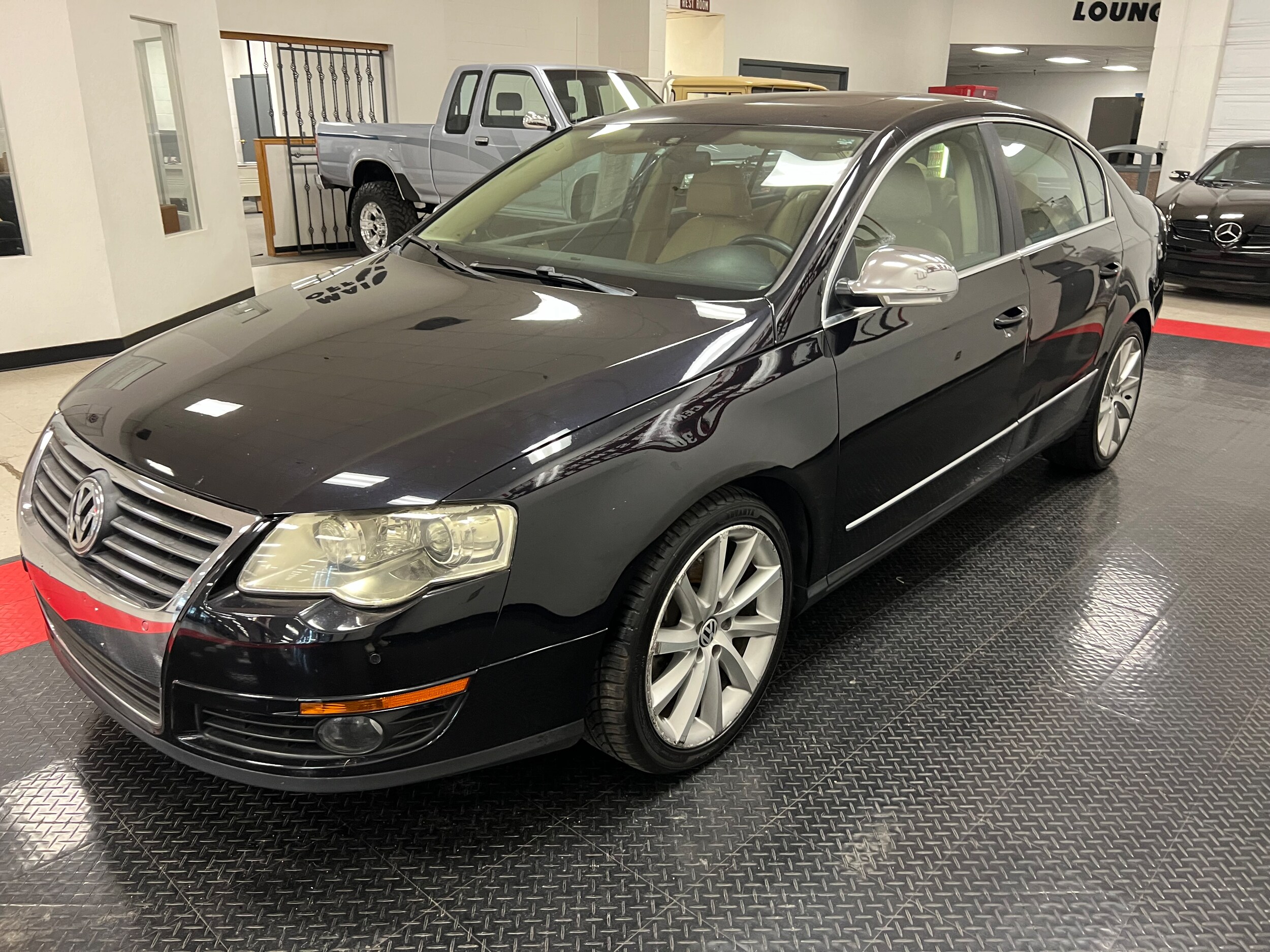 2008 Volkswagen Passat VR6 photo 3