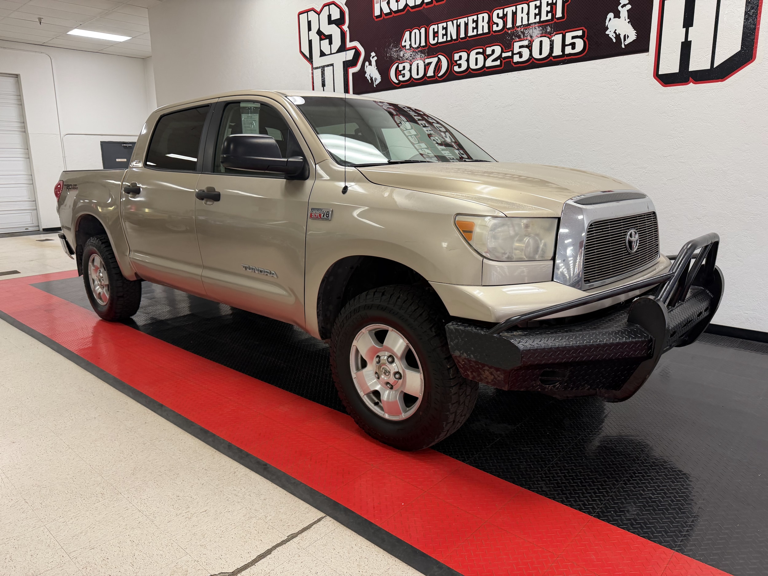 Used 2007 Toyota Tundra SR5 with VIN 5TBDV54177S471386 for sale in Rock Springs, WY
