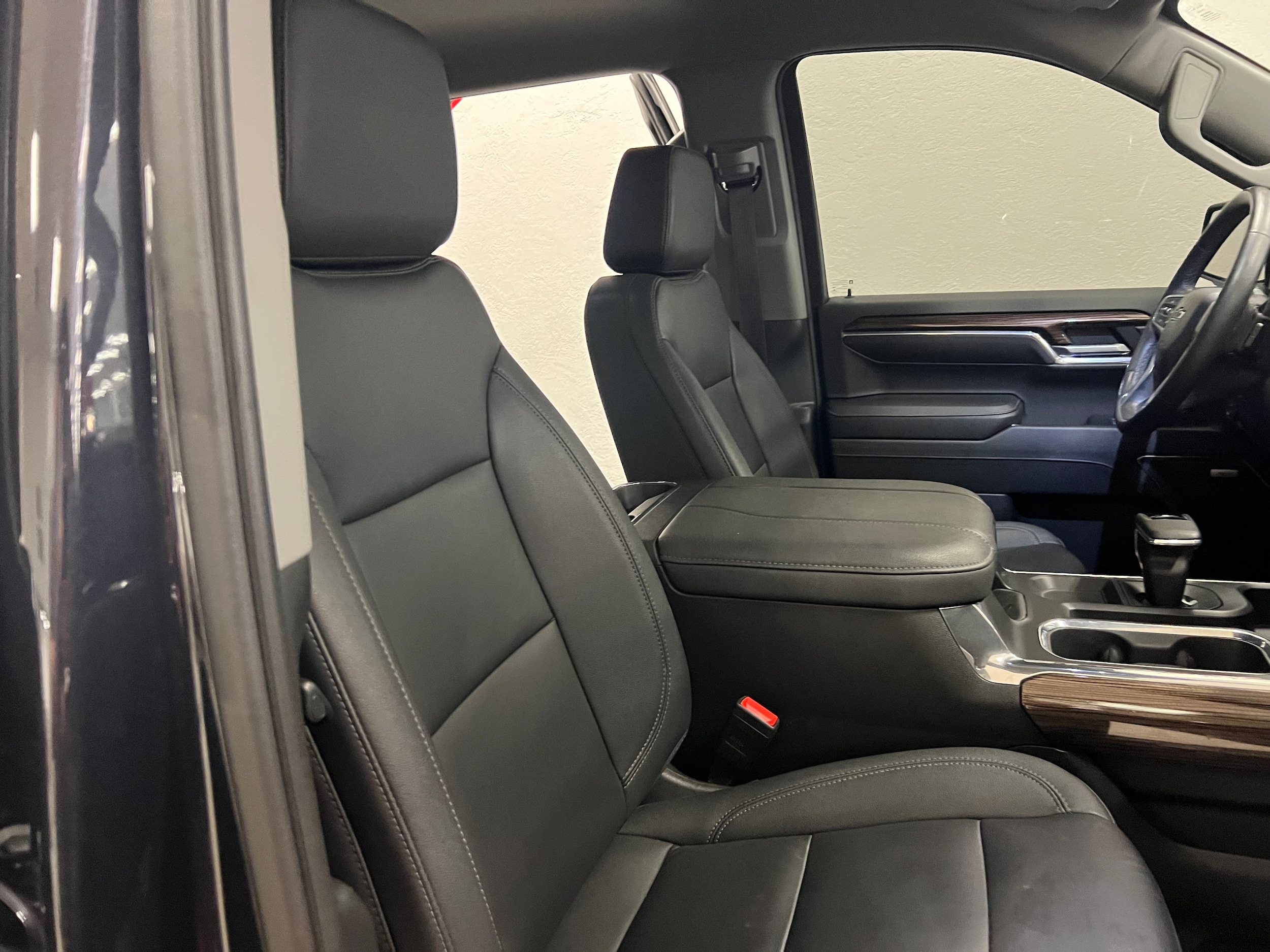 2023 Chevrolet Silverado 1500 RST - Photo 15