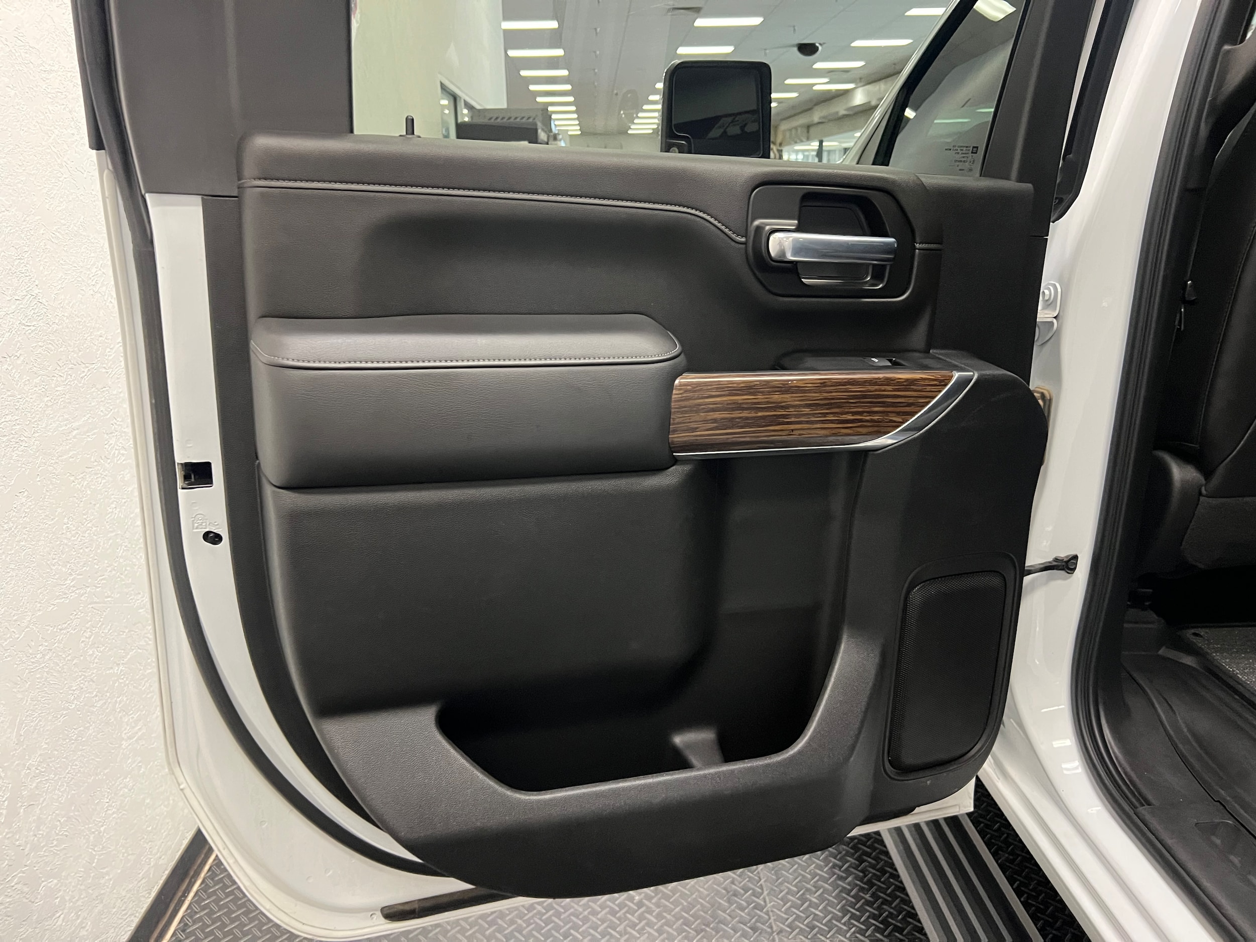 2021 Chevrolet Silverado 3500HD High Country - Photo 11