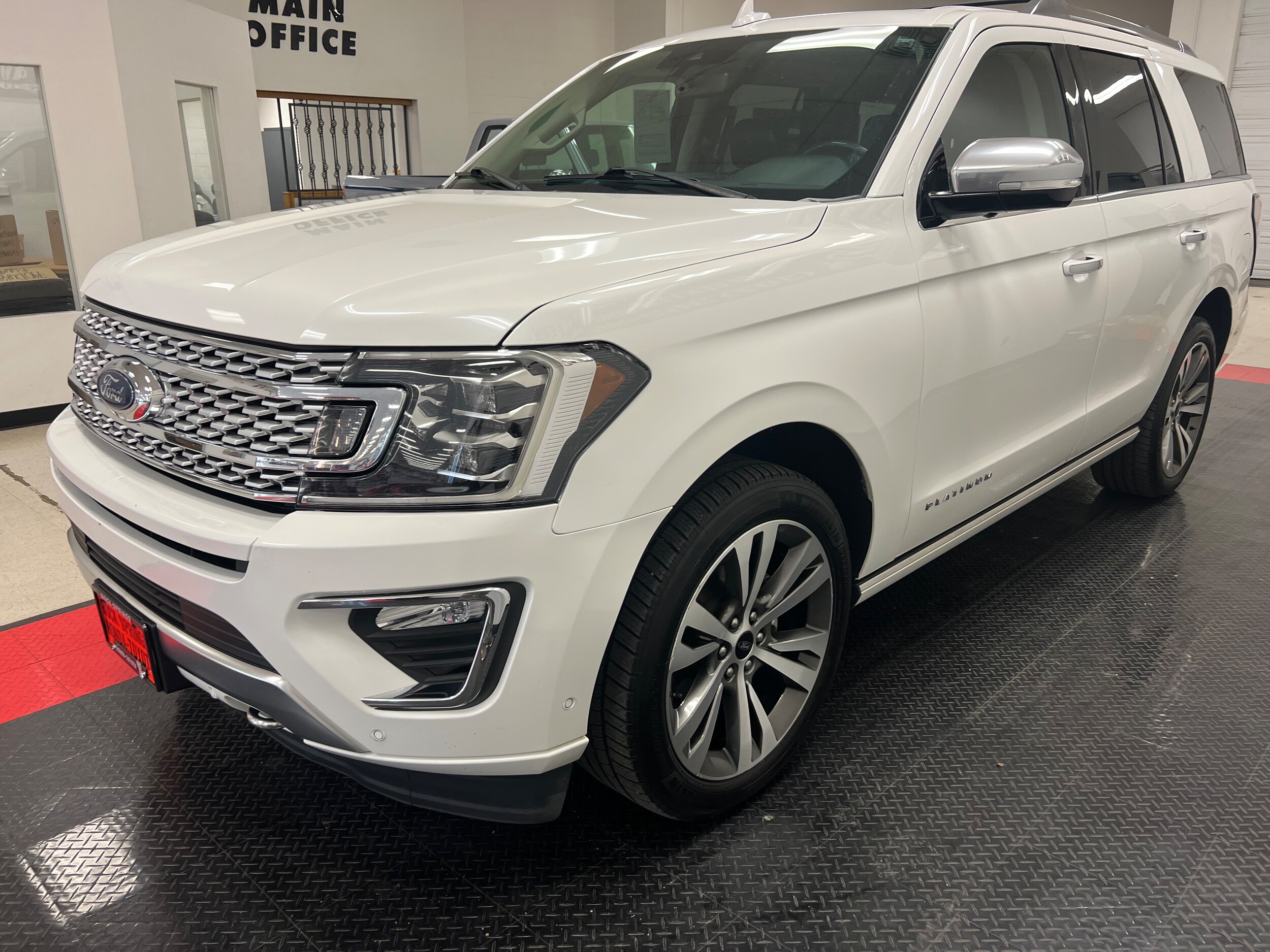 2020 Ford Expedition Platinum photo 3