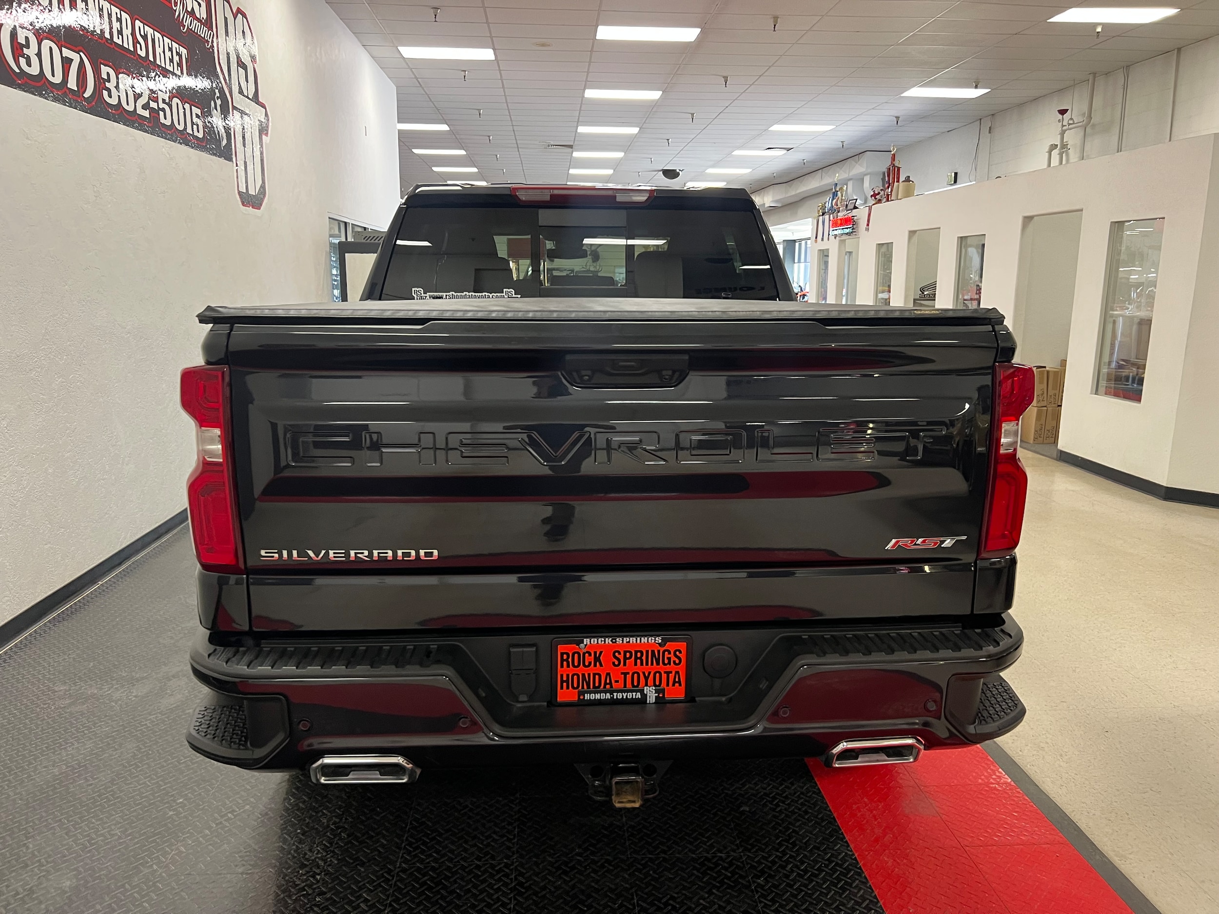 2023 Chevrolet Silverado 1500 RST - Photo 7