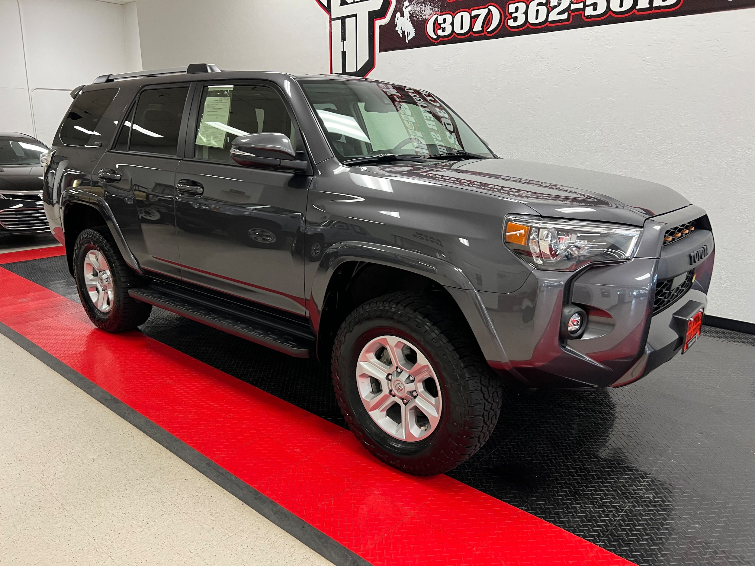 Used 2021 Toyota 4Runner SR5 Premium with VIN JTENU5JR6M5924354 for sale in Rock Springs, WY