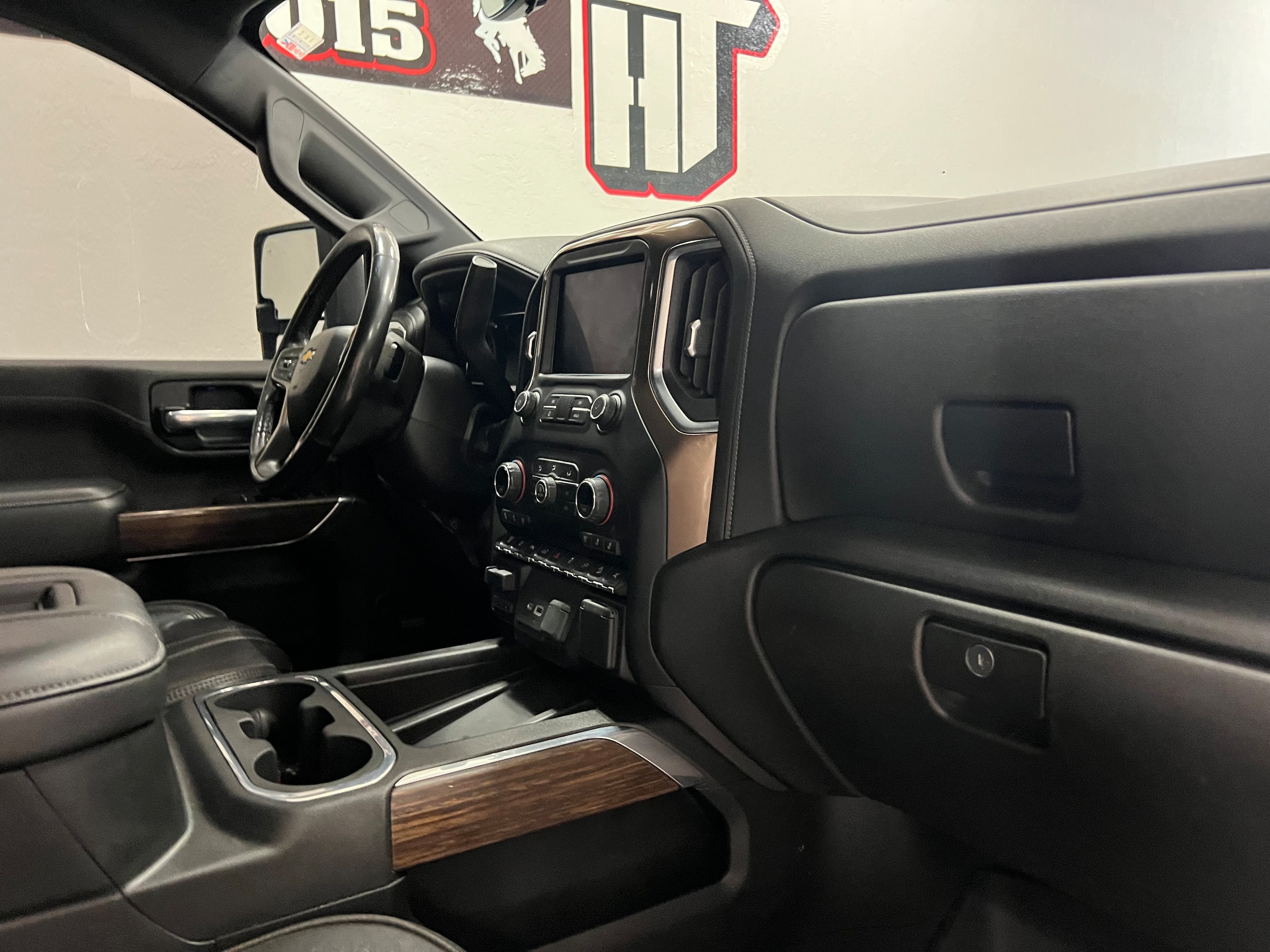 2021 Chevrolet Silverado 3500HD High Country - Photo 19