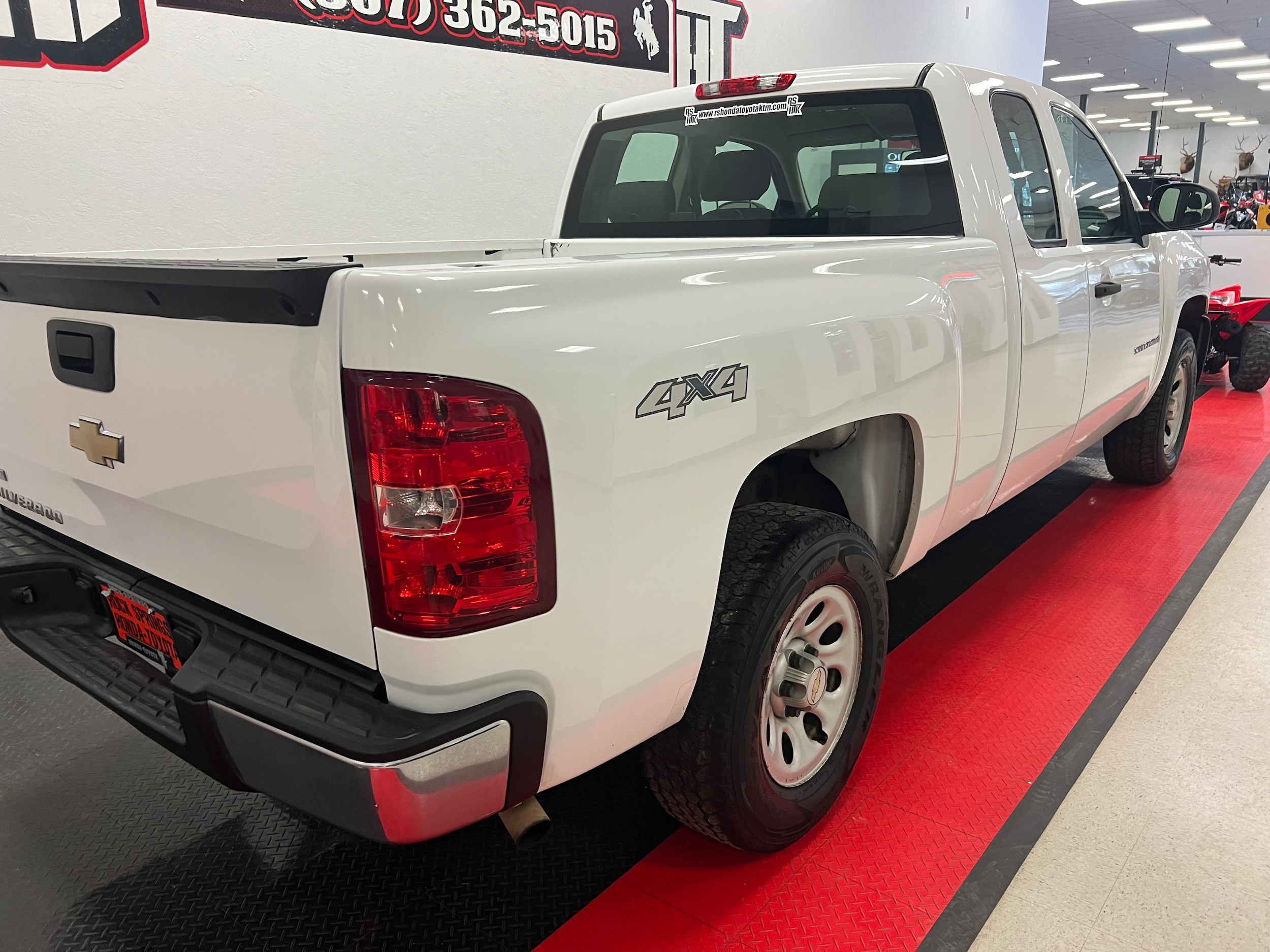 Used 2009 Chevrolet Silverado 1500 Work Truck with VIN 1GCEK190X9Z227889 for sale in Rock Springs, WY