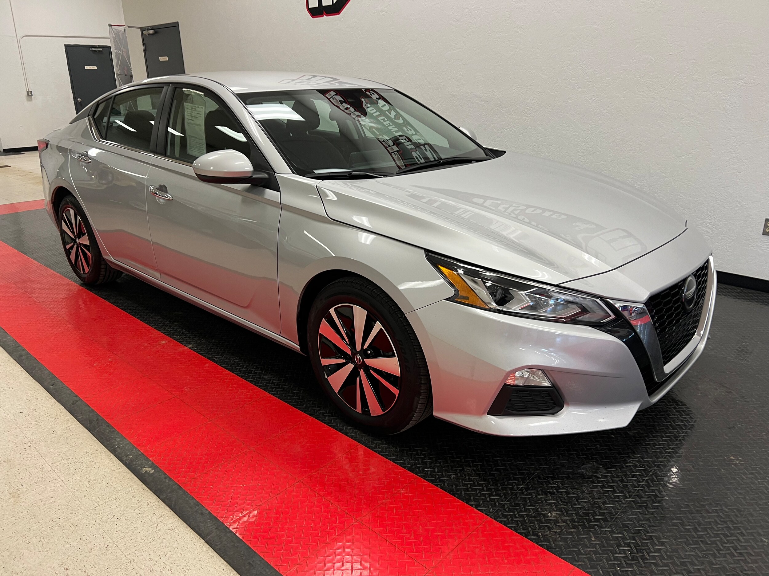 2022 Nissan Altima 2.5 SV photo 3