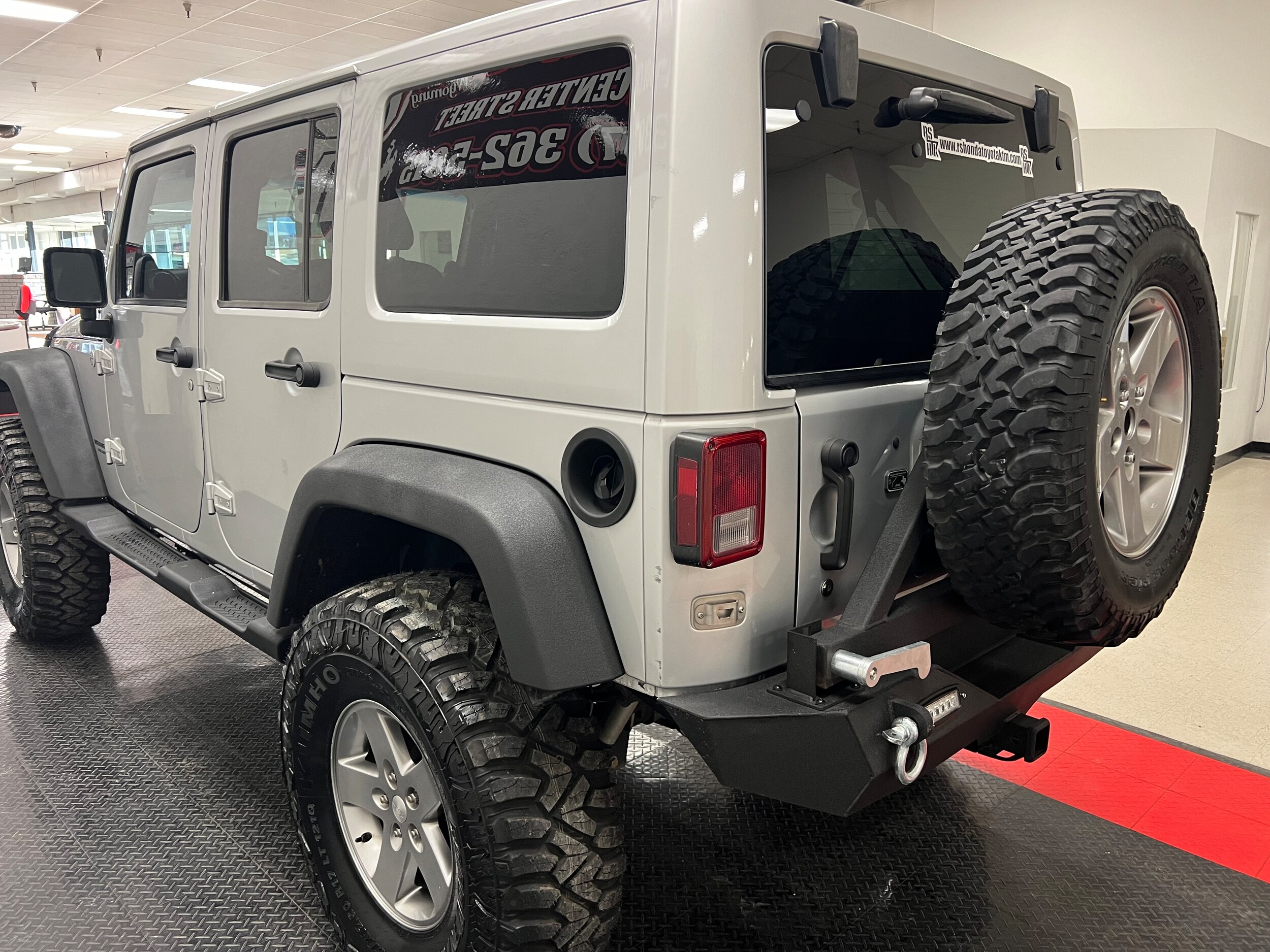 2012 Jeep Wrangler Unlimited Rubicon photo 4