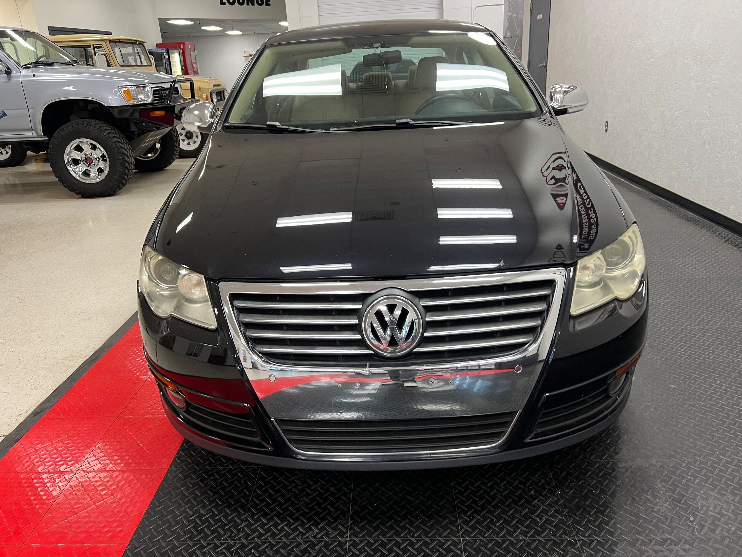 2008 Volkswagen Passat VR6 photo 4