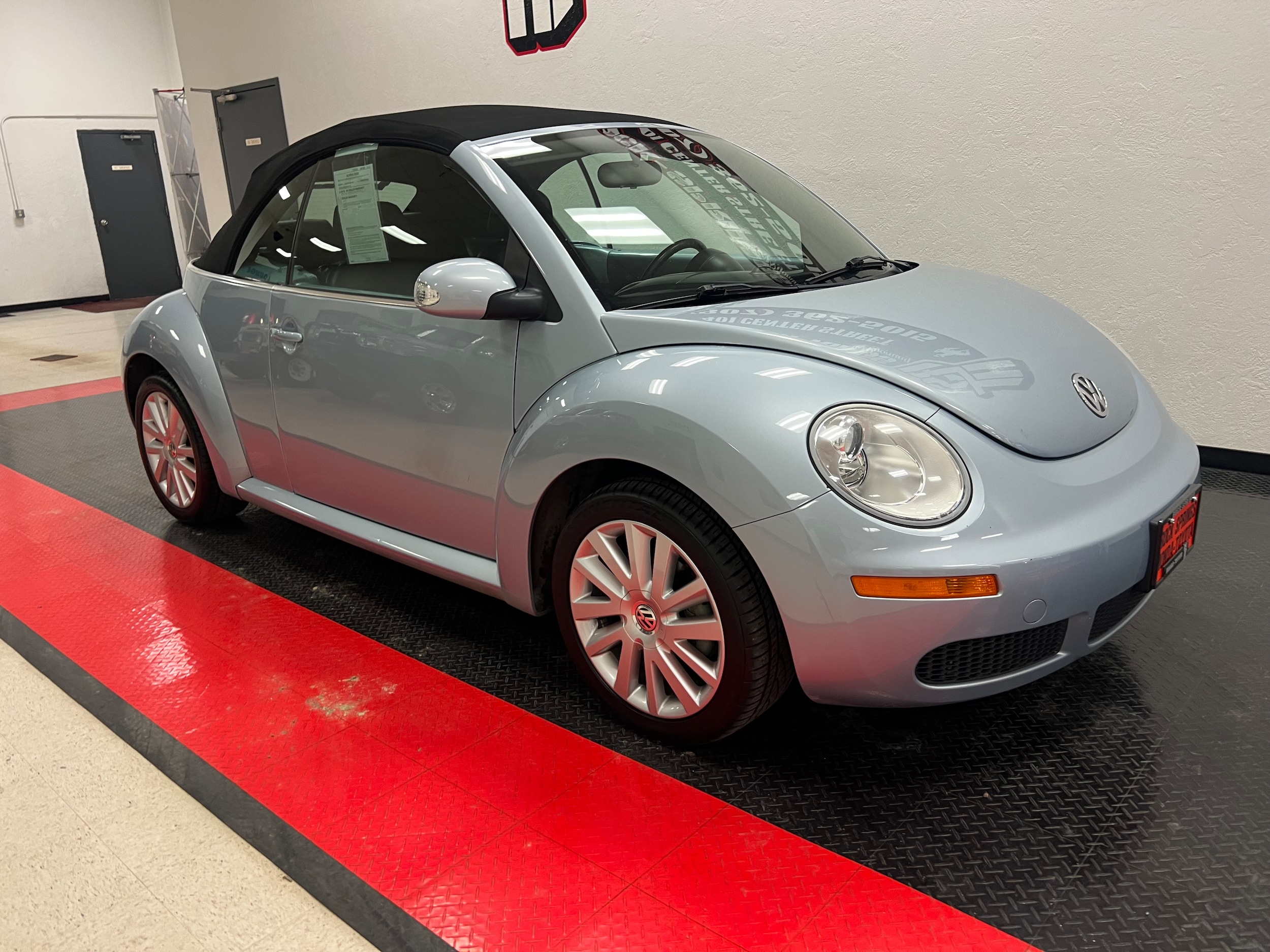 Used 2009 Volkswagen New Beetle Base with VIN 3VWRG31Y09M404335 for sale in Rock Springs, WY