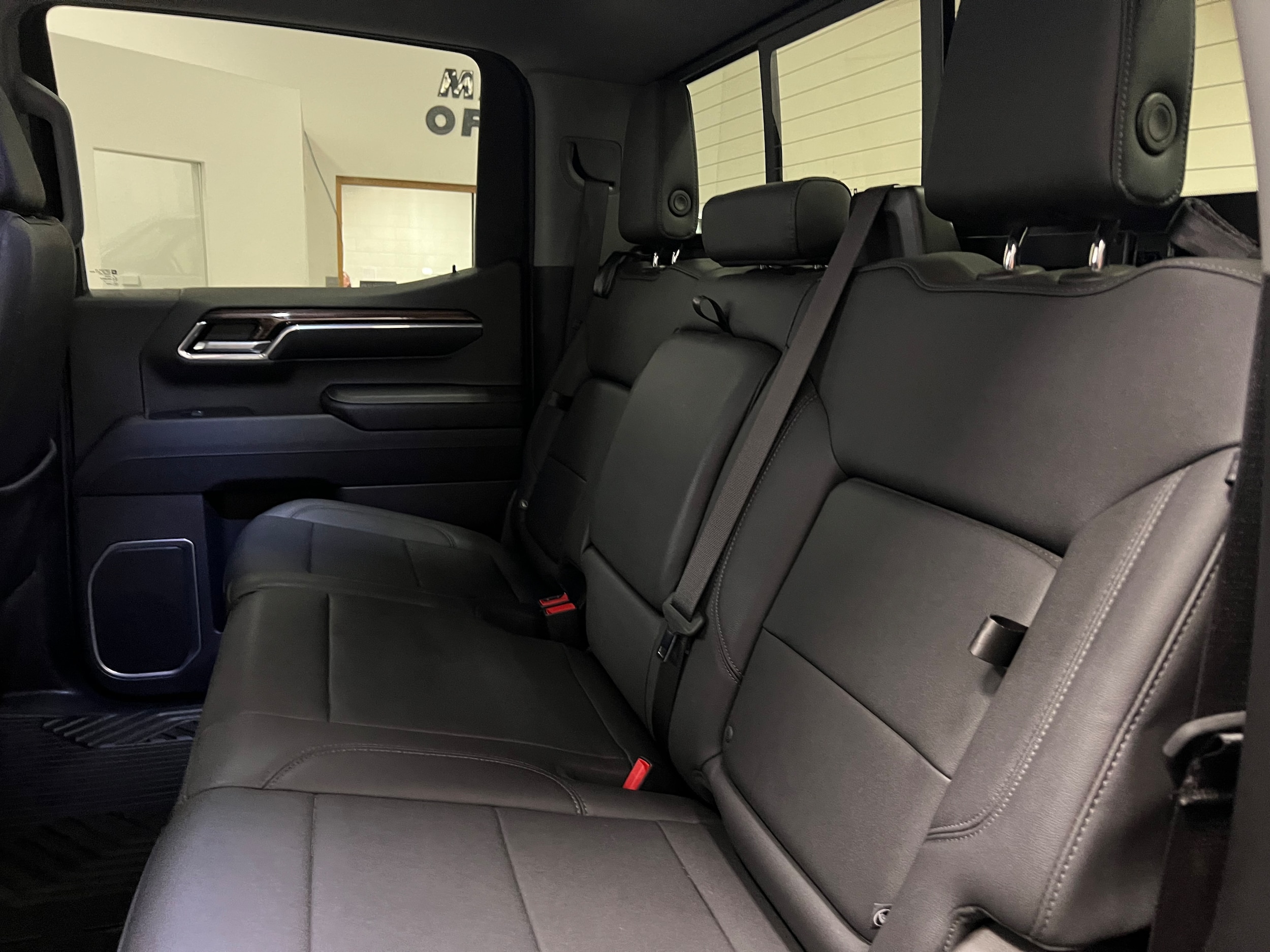2023 Chevrolet Silverado 1500 RST - Photo 10
