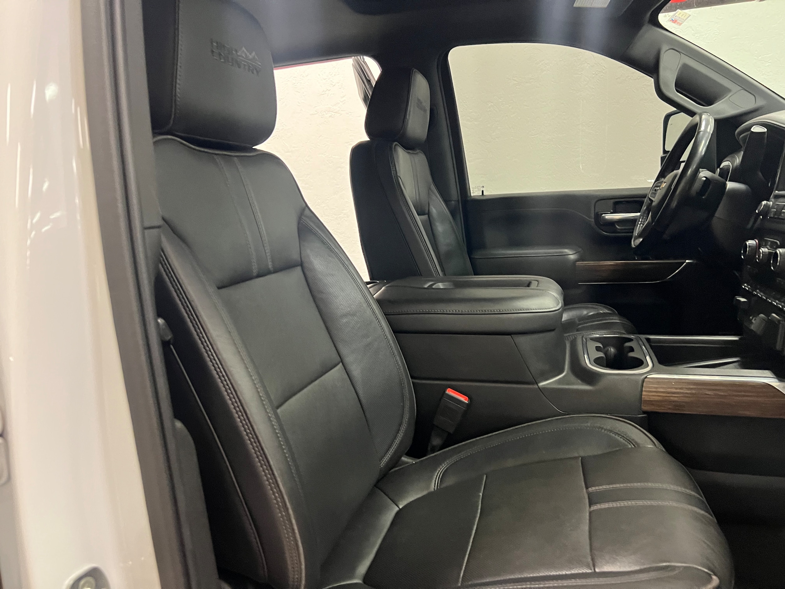 2021 Chevrolet Silverado 3500HD High Country - Photo 18