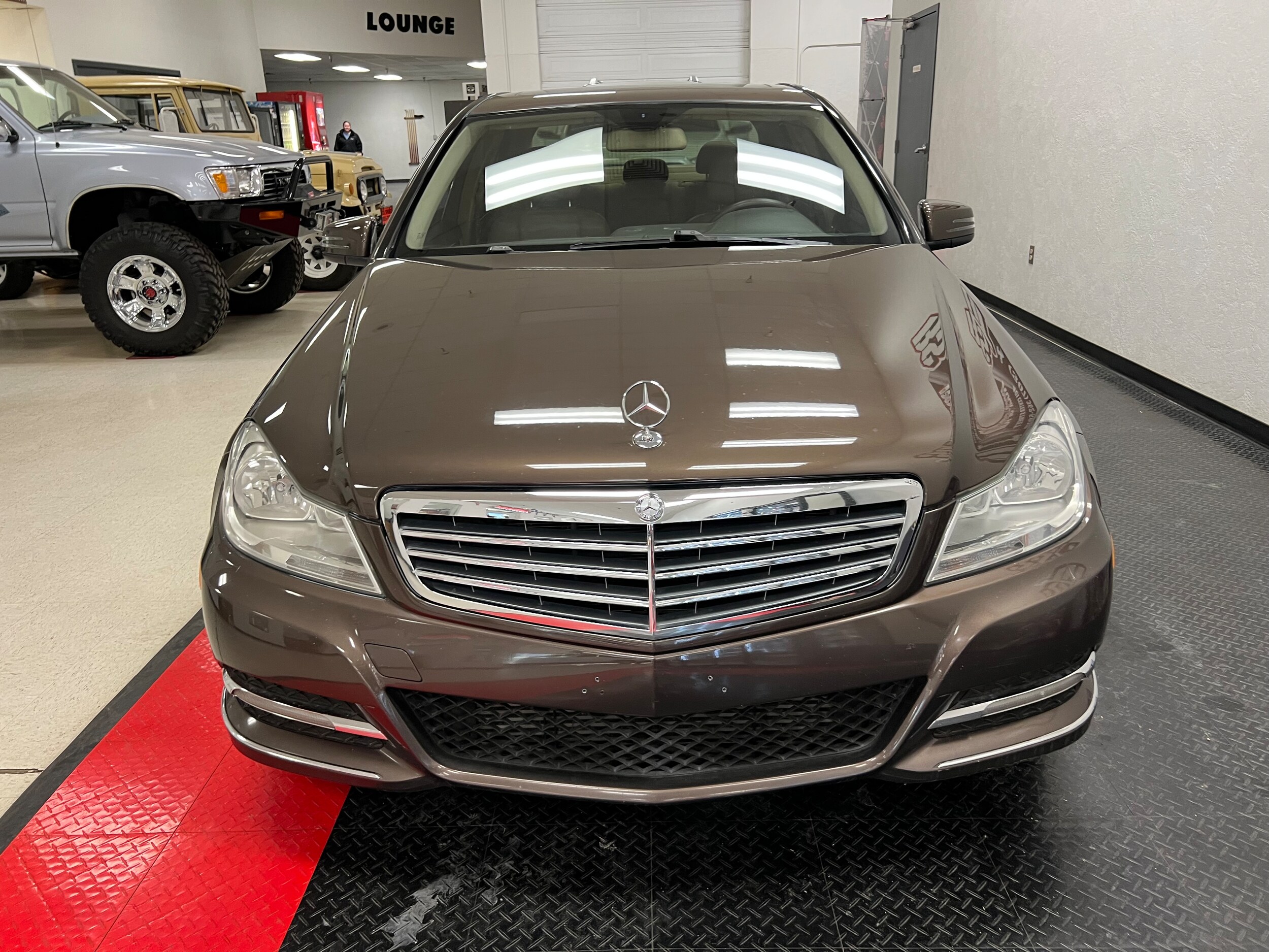 2014 Mercedes Benz C 250 photo 4