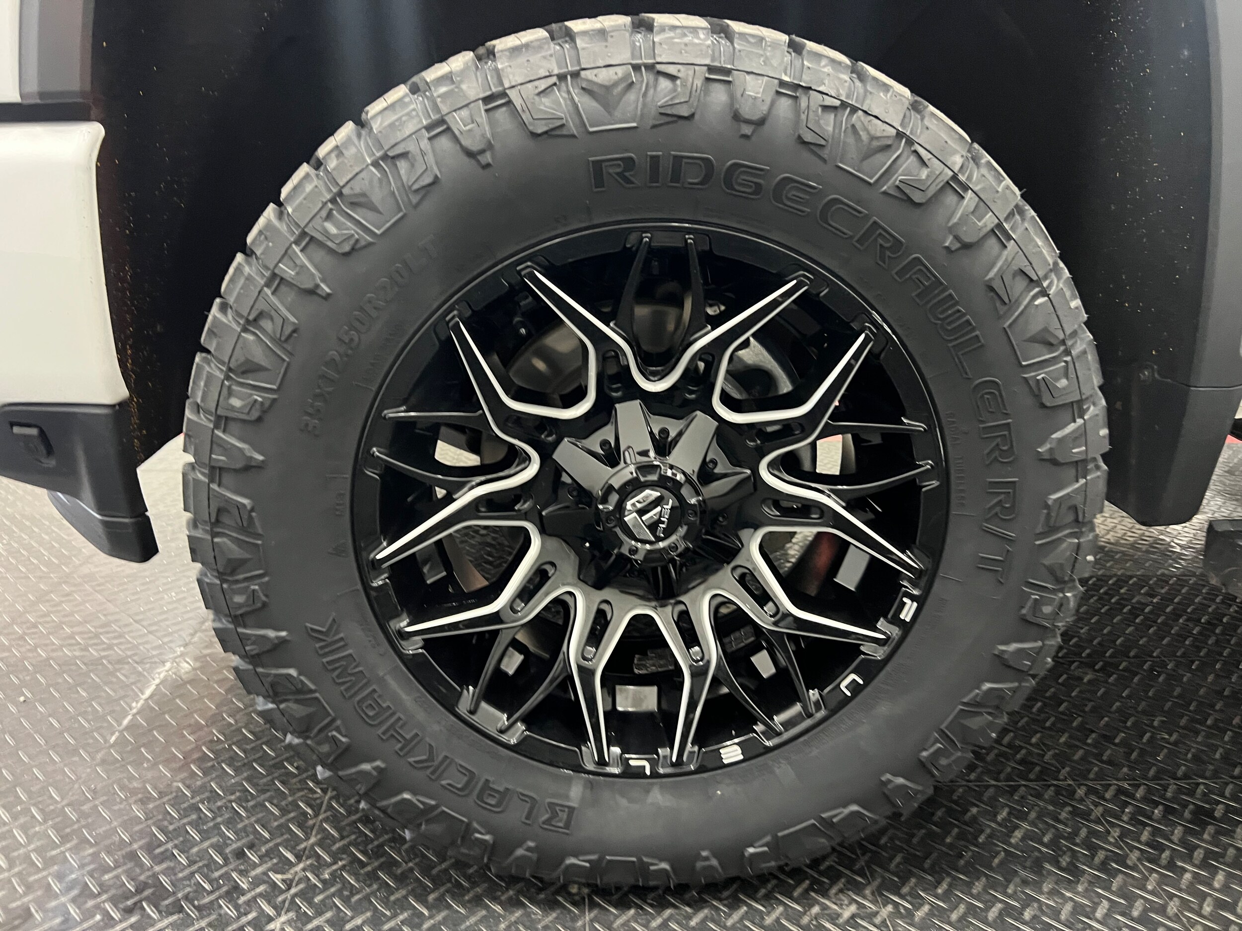 2021 Chevrolet Silverado 3500HD High Country - Photo 32
