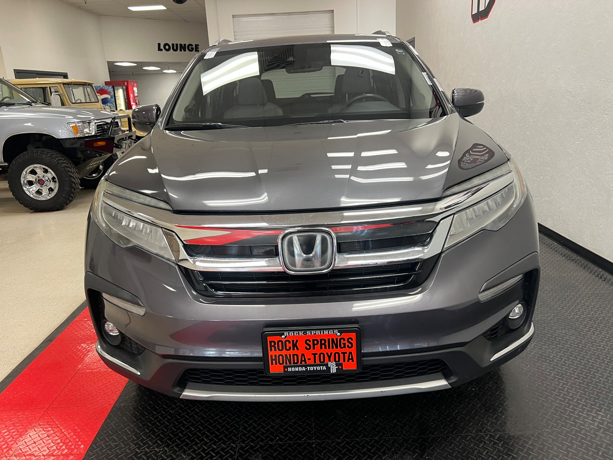 2020 Honda Pilot Touring photo 4