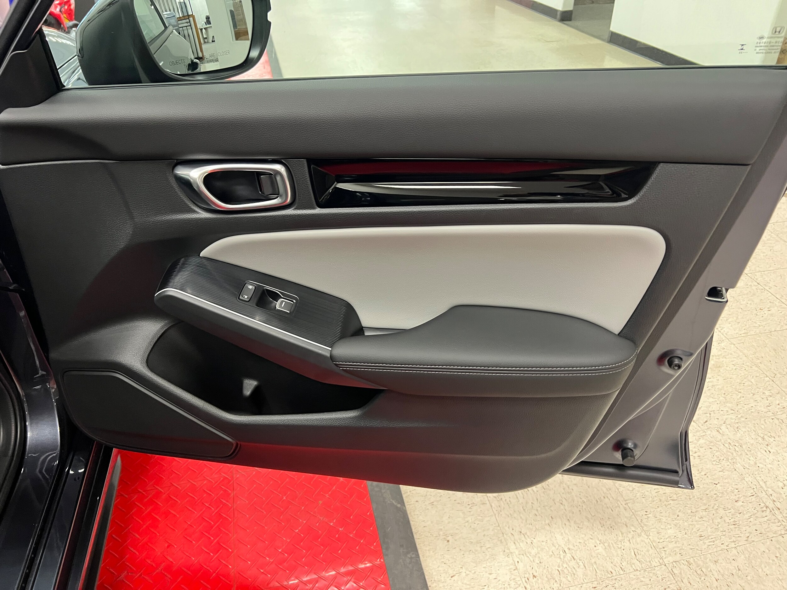 2026 Honda Civic Hatchback Sport Touring - Photo 14