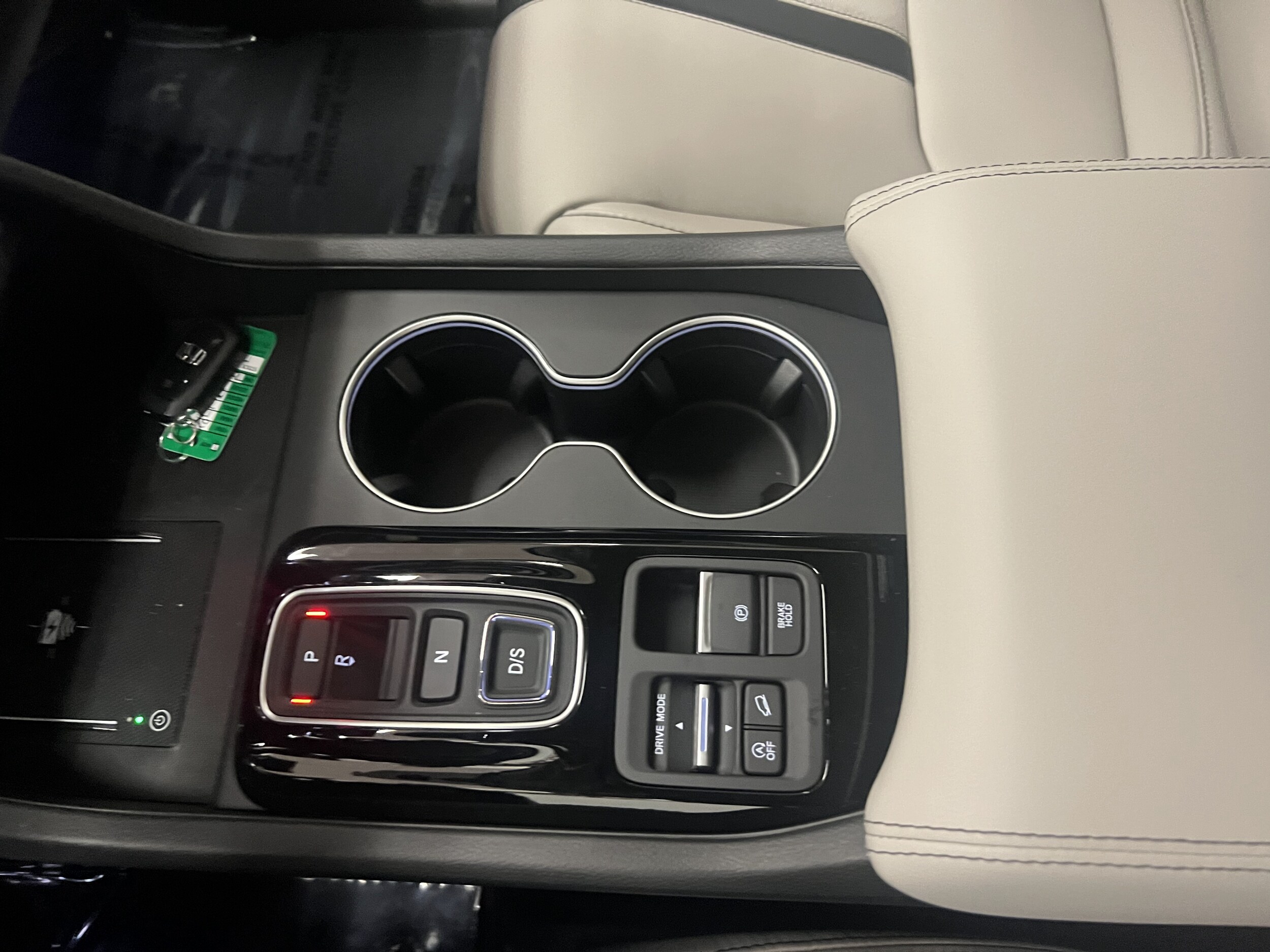 2026 Honda Pilot Touring - Photo 23