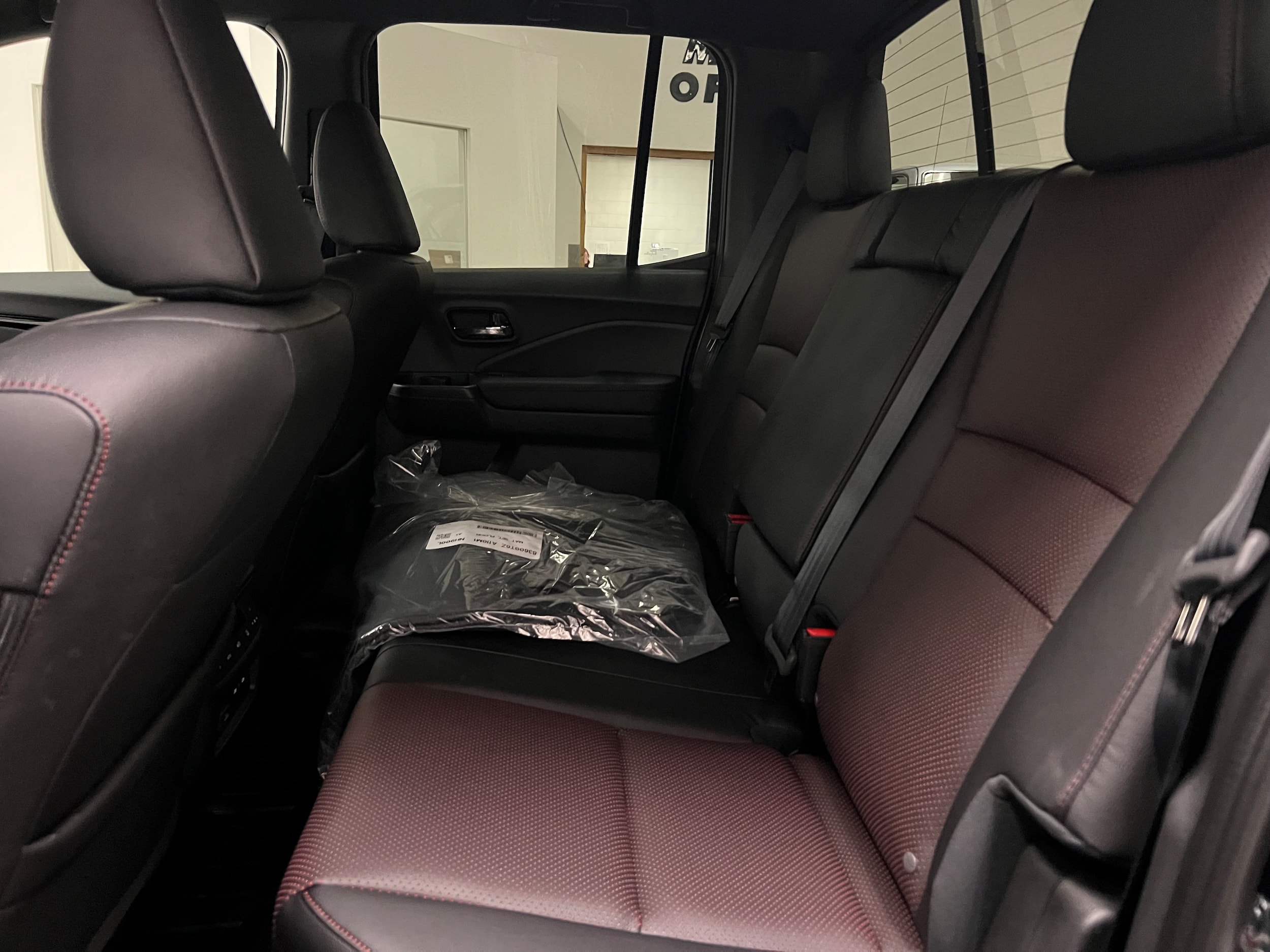 2025 Honda Ridgeline Black Edition - Photo 11