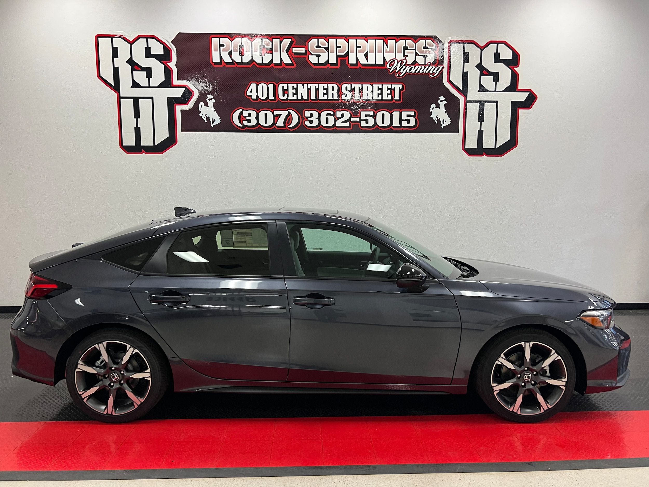 2026 Honda Civic Hatchback Sport Touring's photo