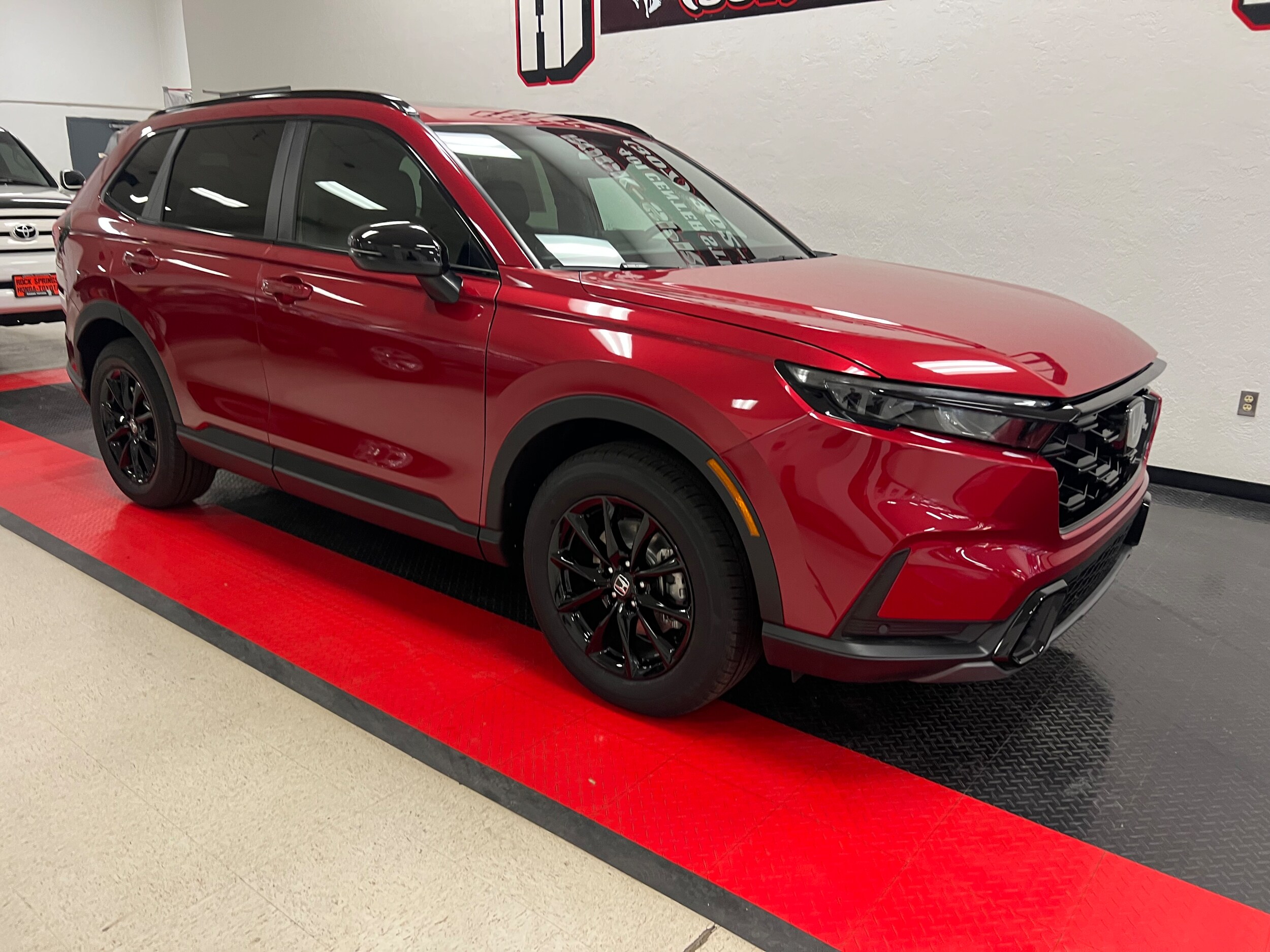 2026 Honda CR-V Hybrid Sport-L photo 2