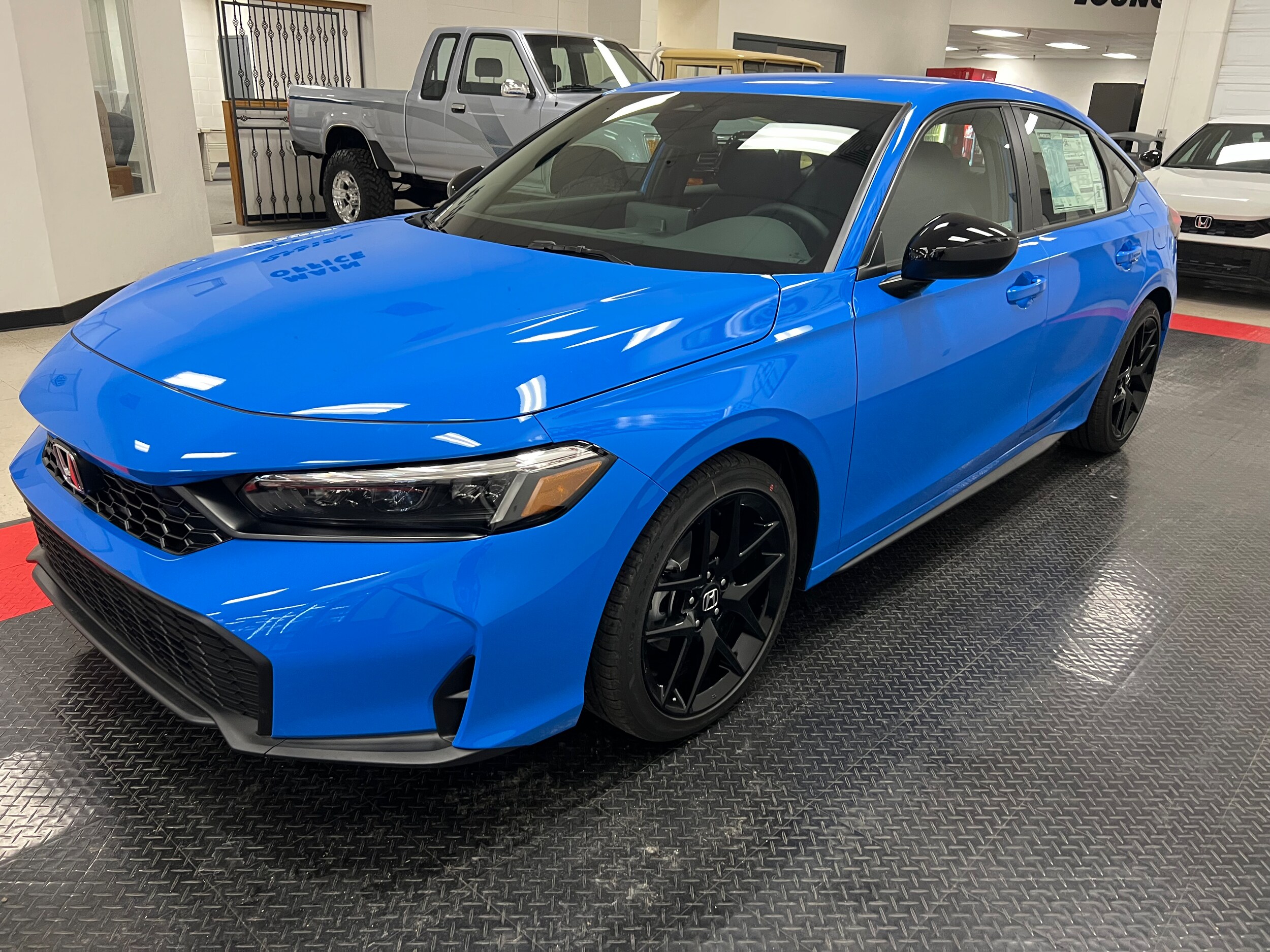 2026 Honda Civic Sport Hatchback photo 3