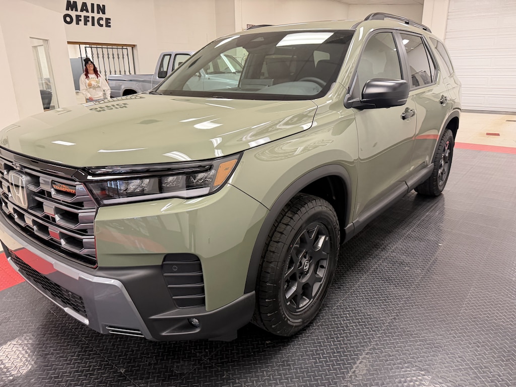 New 2026 Honda Pilot TrailSport SUV